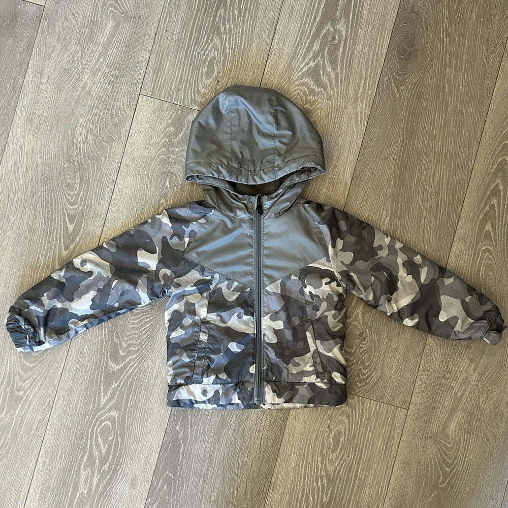 Nike Grey Camo Hoodie Boys 2t